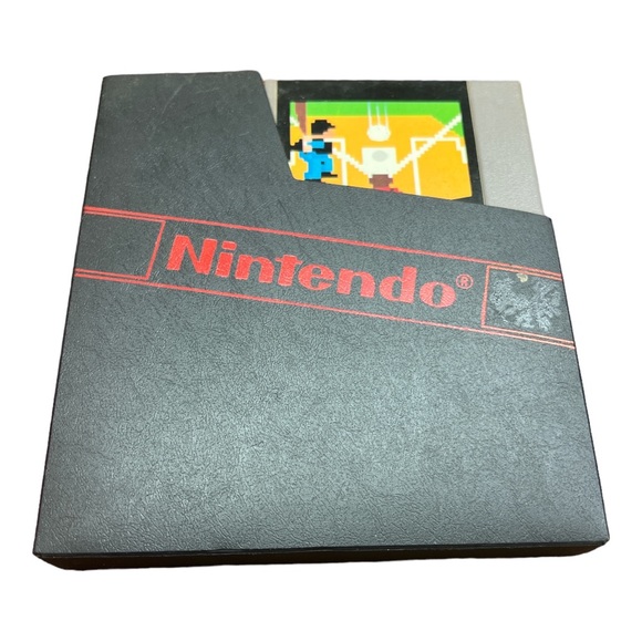 Vintage Baseball Sports Series Nintendo Game with Booklet and Sleeve - Picture 3 of 3
